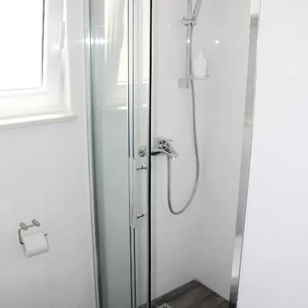 Adriona Apartment *