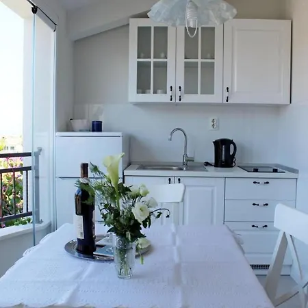 Apartment Adriona