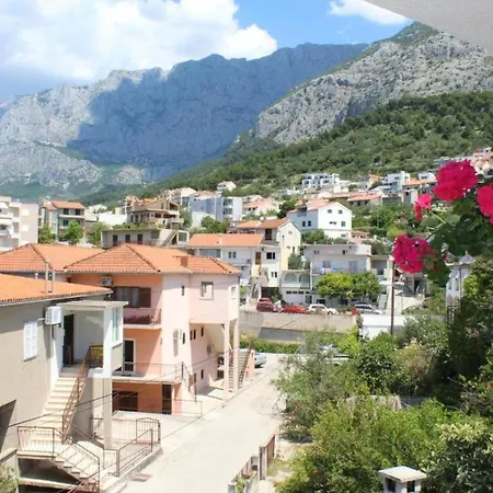 Apartment Adriona