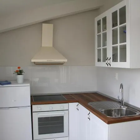 Adriona Apartment *