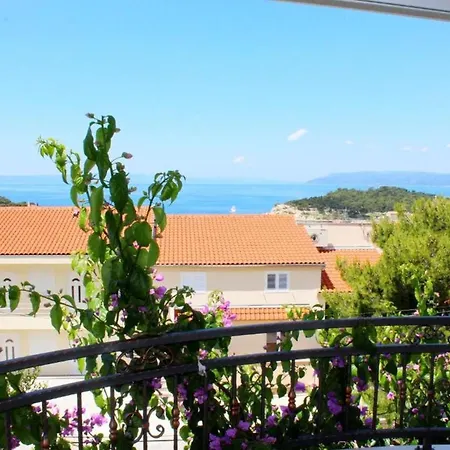 Apartment Adriona *