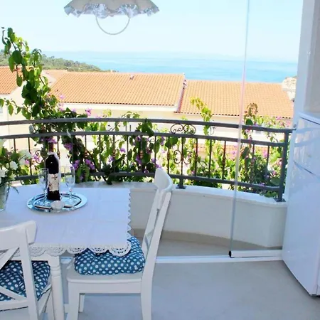 Apartment Adriona Makarska