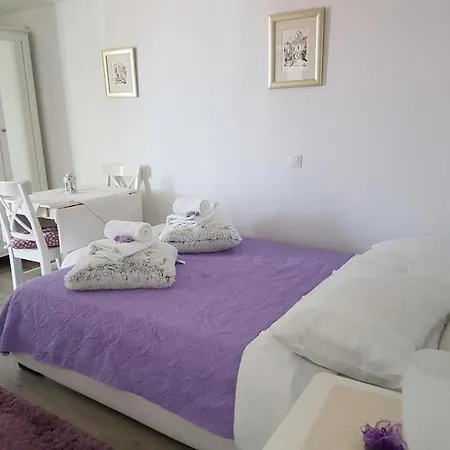 Apartment Adriona Makarska