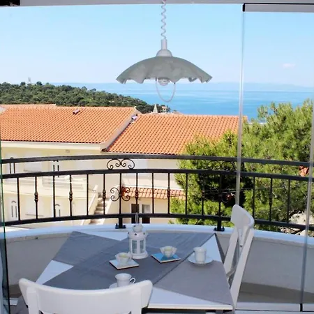 Adriona Apartment